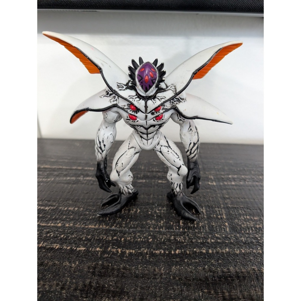 Cartoon Network Ben 10 Ultimate Alien Hyperalien HIGHBREED 7" Action Figure